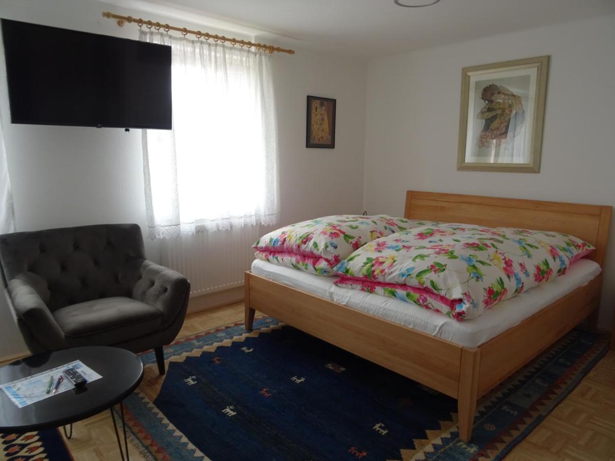 Homely Apartment In The Center With Garden View Gmunden Ngoại thất bức ảnh